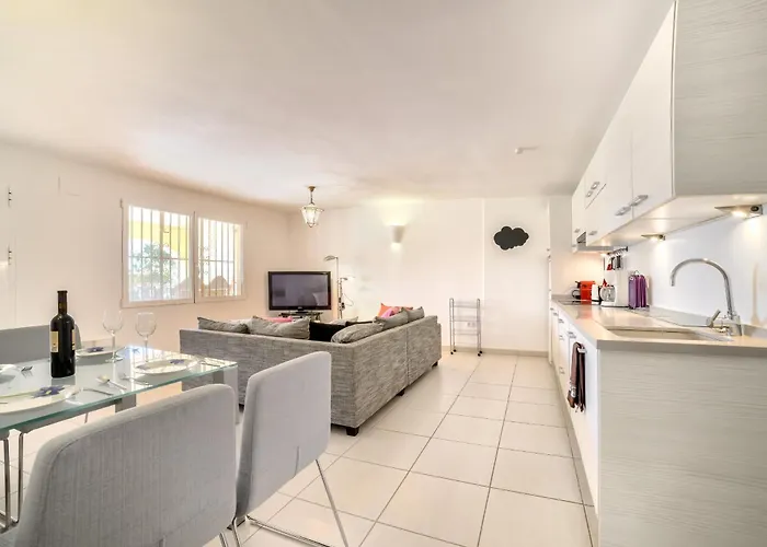 Ocaso - Plusholidays * Calpe